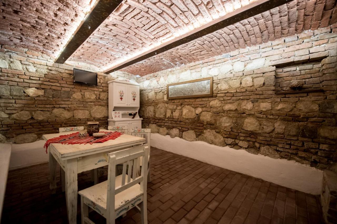 Vila Nicopole Art & Wine Braşov Dış mekan fotoğraf