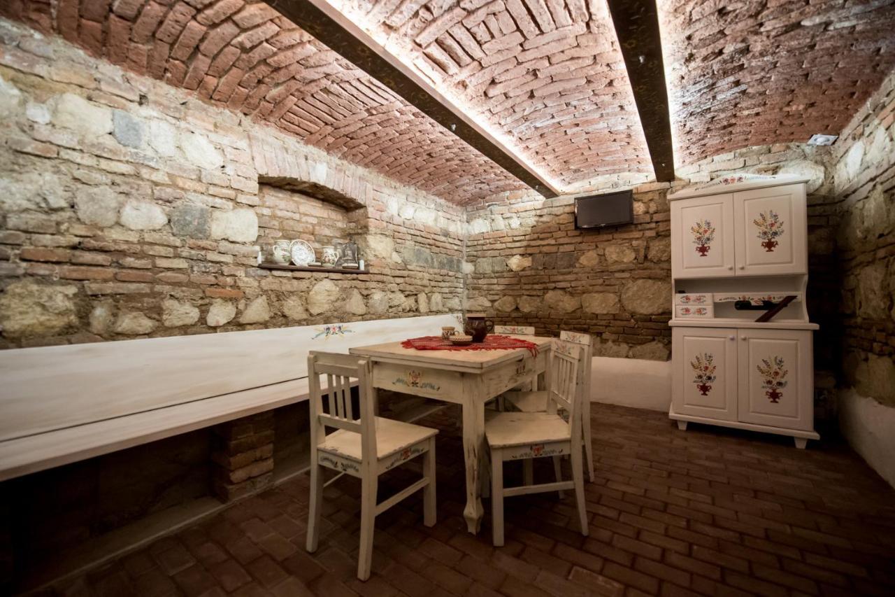 Vila Nicopole Art & Wine Braşov Dış mekan fotoğraf
