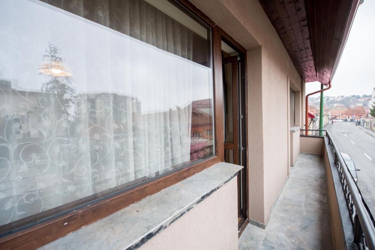 Vila Nicopole Art & Wine Braşov Dış mekan fotoğraf